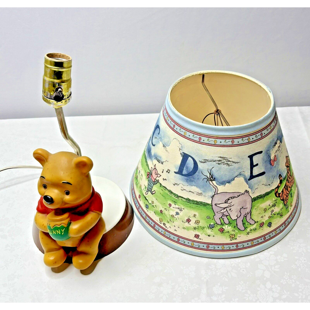 Disney Winnie the Pooh Nursery Lamp w/ Shade Hunny Pot Base Alphabet Eeyore Pigl